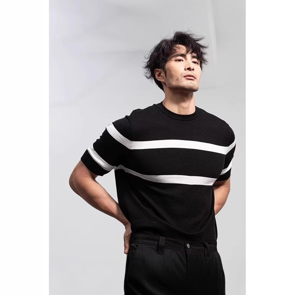 Men's Retro-style Round-neck Knitted Top With Ice Silk Short Sleeves 3 Men's Retro-style Round-neck Knitted Top With Ice Silk Short Sleeves - Image 3