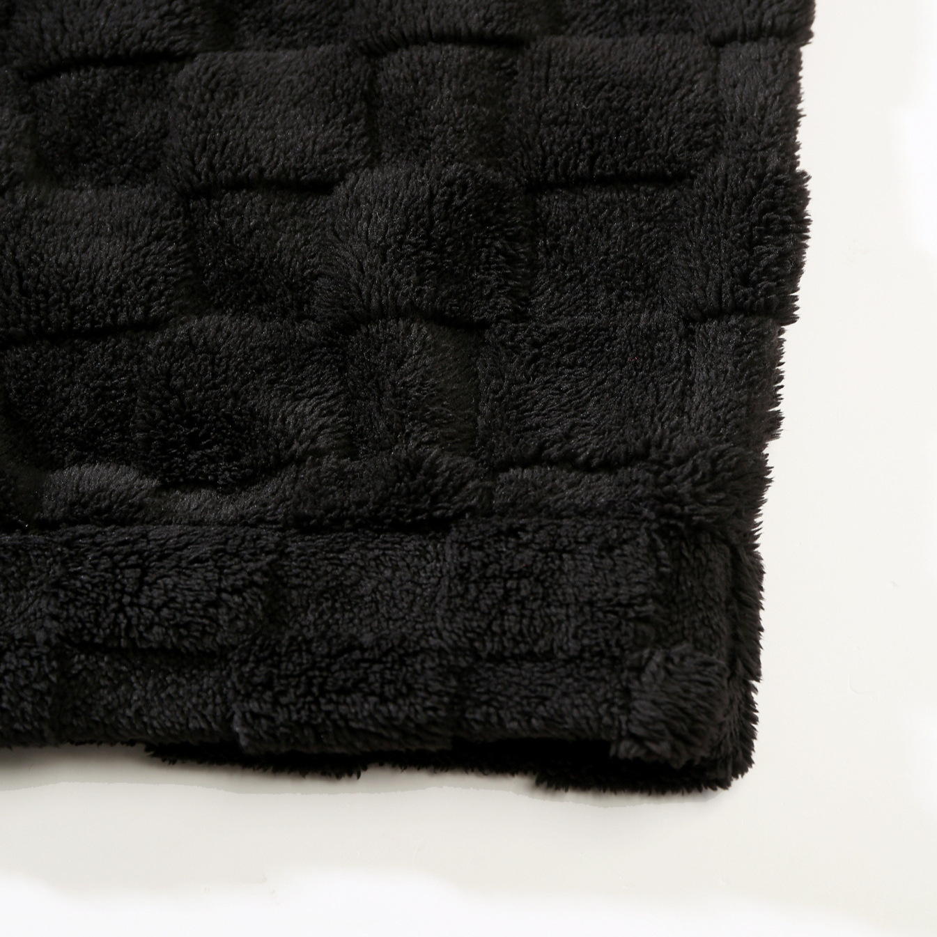 Men's Textured Tracksuit Slim Fit 3D Plaid Loungewear Set 3 Men's Textured Tracksuit Slim Fit 3D Plaid Loungewear Set - Image 3