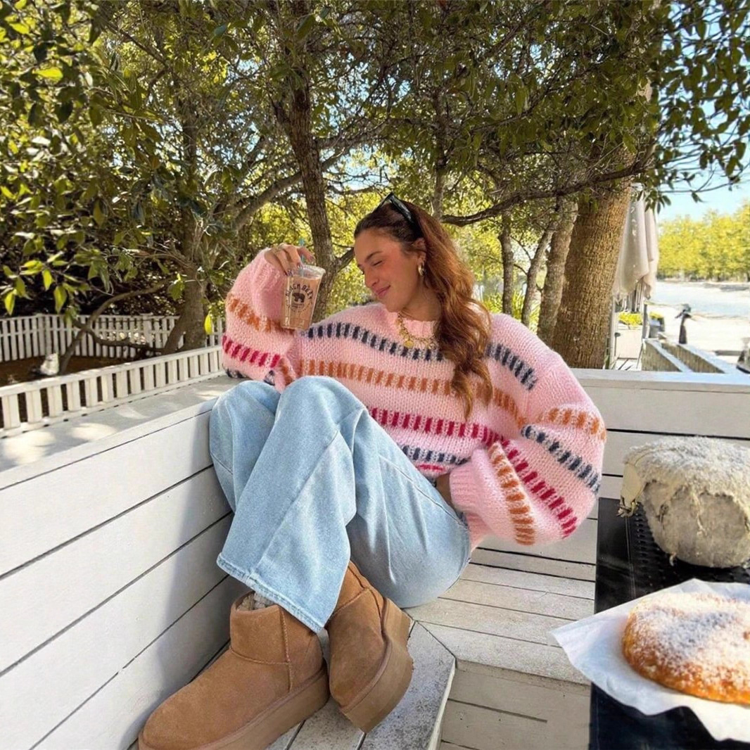 Casual Fashionable Retro Loose-fit Sweater With Batwing Sleeves 2 Casual Fashionable Retro Loose-fit Sweater With Batwing Sleeves - Image 2