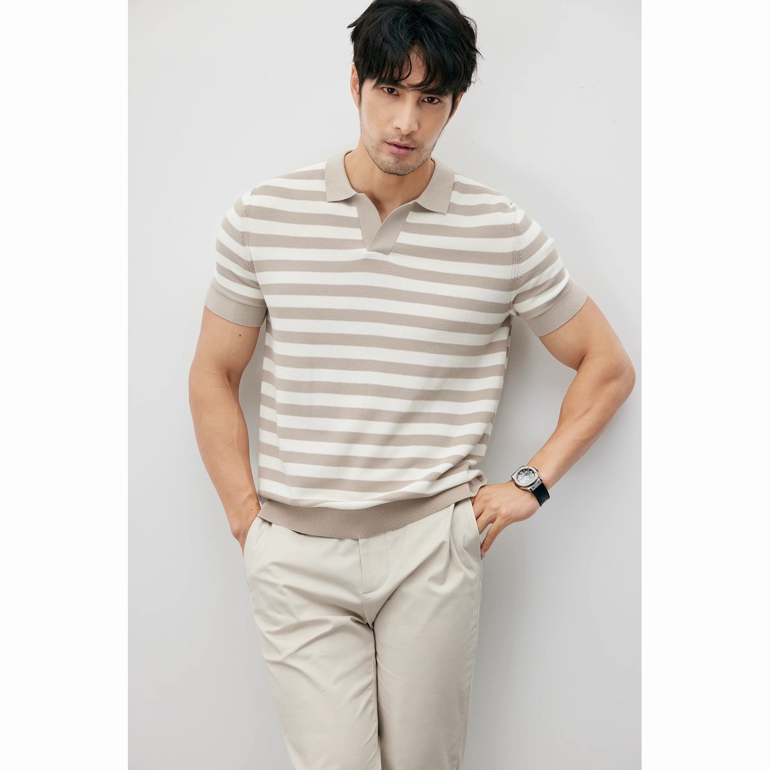 Summer New Ice Silk Short Sleeve Knitted Men's V-neck Lapel Slim 6 Summer New Ice Silk Short Sleeve Knitted Men's V-neck Lapel Slim - Image 6