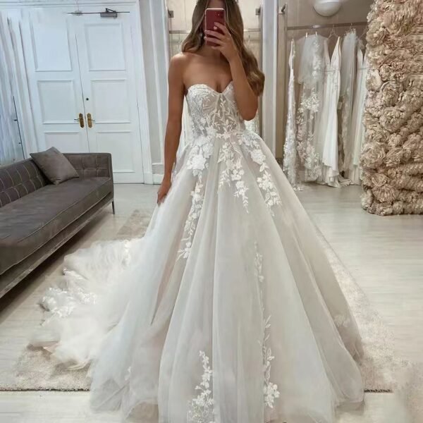 The Resort Edit — Strapless Wedding Dress Advanced Lace Tube Top Gown